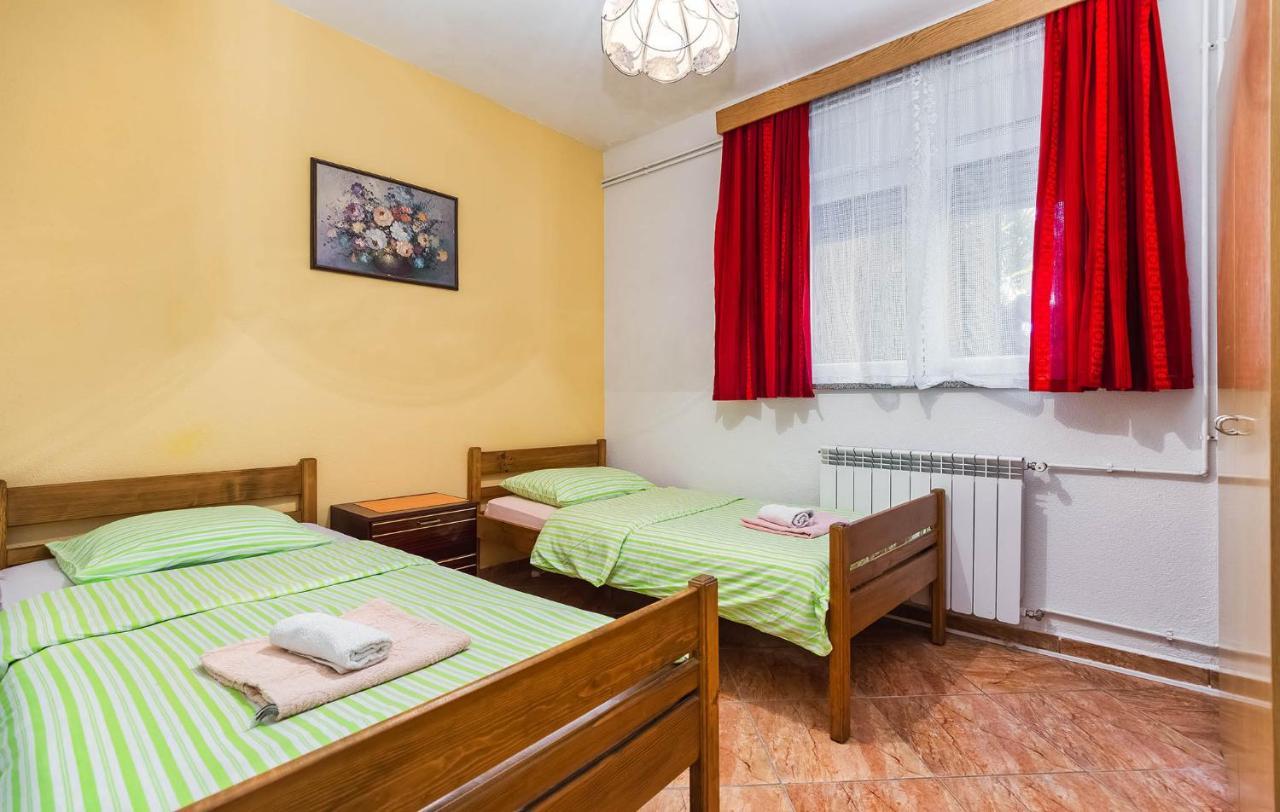Jure Apartment โปเรช ภายนอก รูปภาพ
